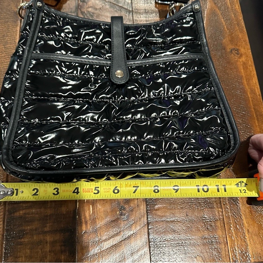 Black patent leather bag with guitar strap - Picture 3 of 7